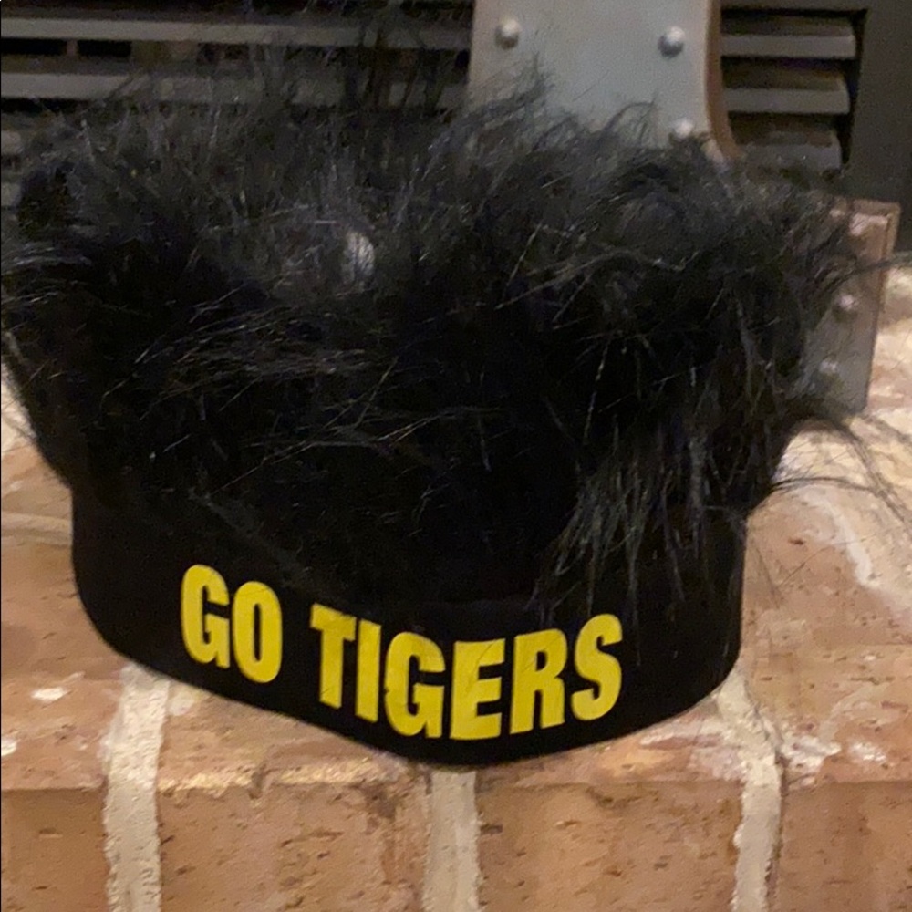New Spirit Wigs Go Tigers